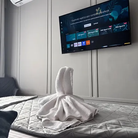 Sky Airport - Private Parking, Ac &