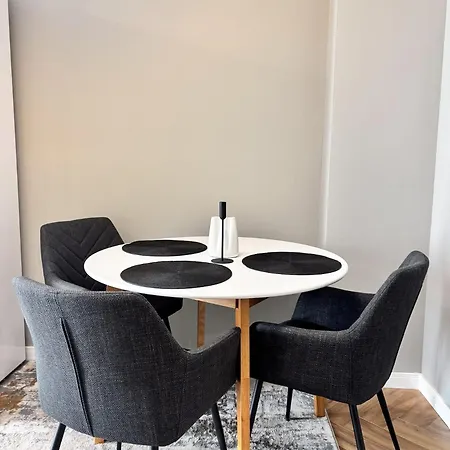 Sky Airport - Private Parking, Ac & * Kolozsvár