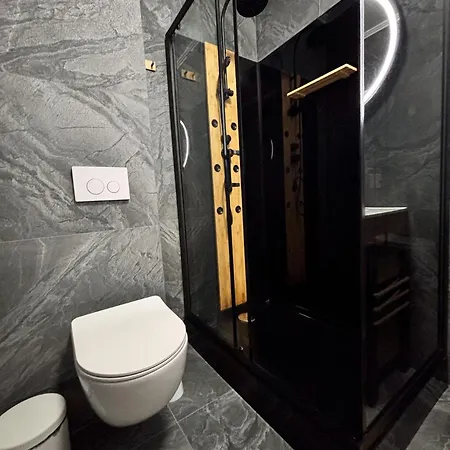Διαμέρισμα Sky - Parking, Ac & Kingsize Bed Κλουζ-Ναπόκα