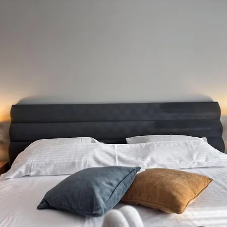 Apartament Sky - Parking, Ac & Kingsize Bed Cluj-Napoca